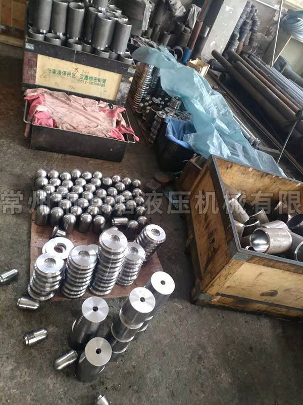 液压驱动器的工作原理