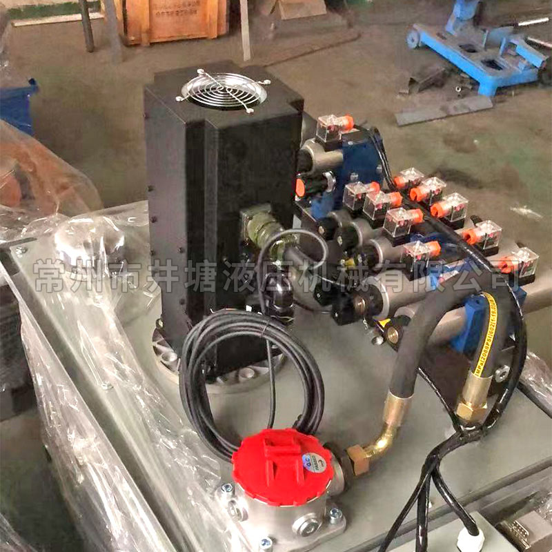 伺服电机多路液压站